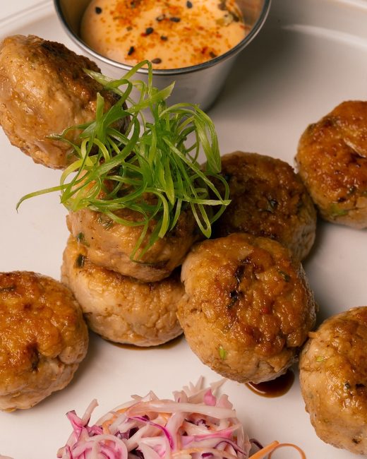 tsukune close